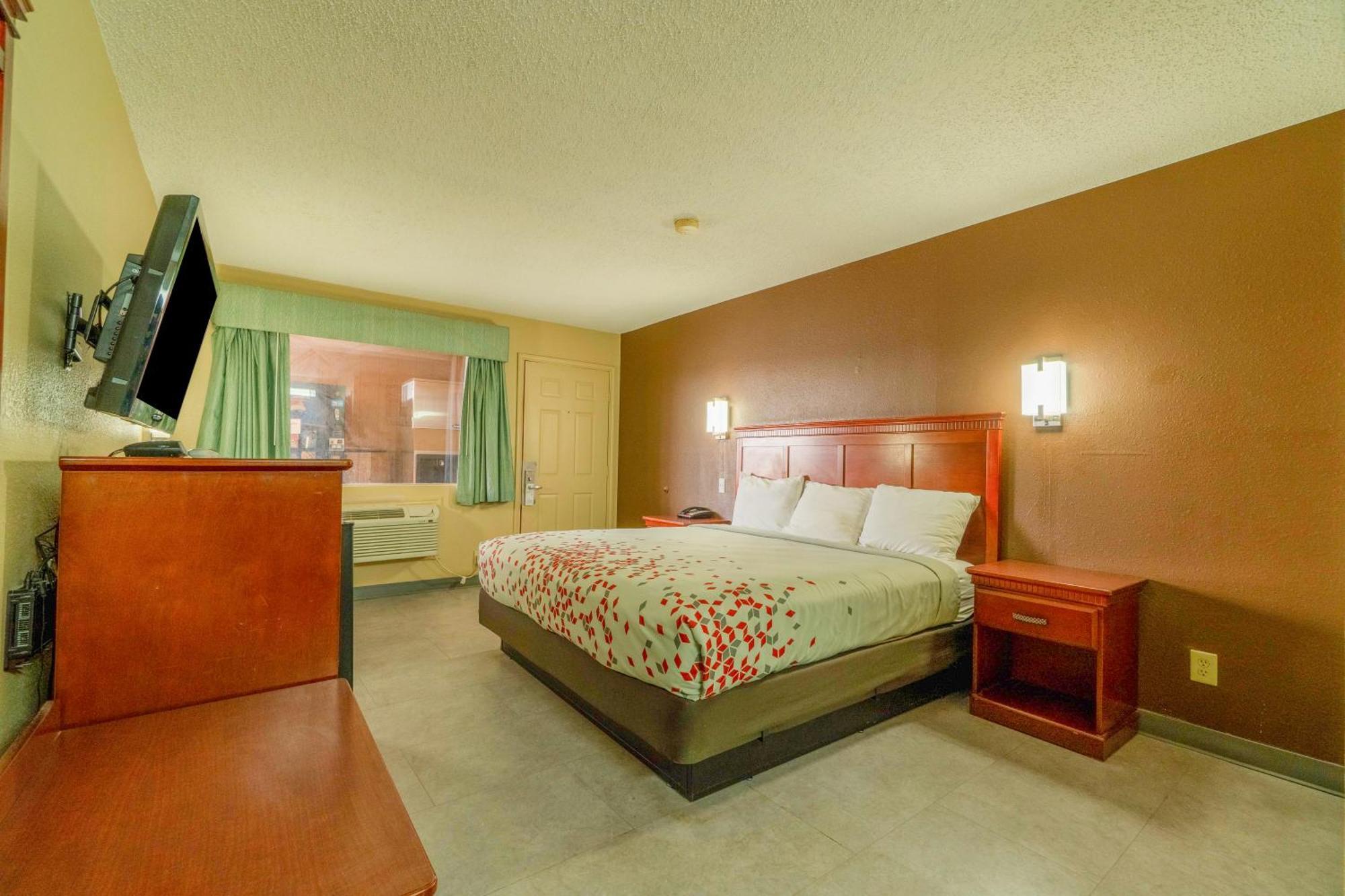 Crown By Oyo Denver Tx Motel Denver City