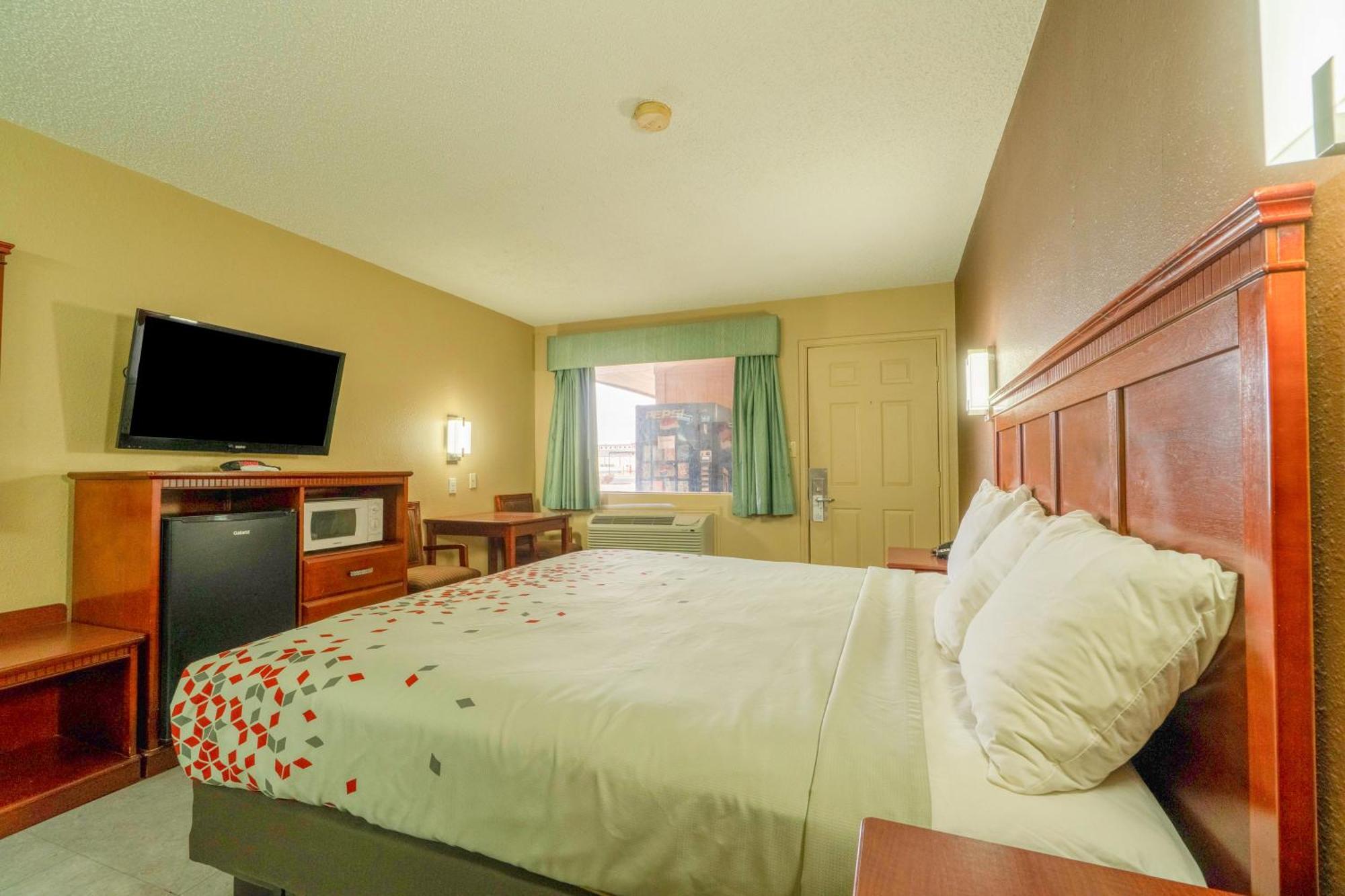 Crown By Oyo Denver Tx 2* Denver City