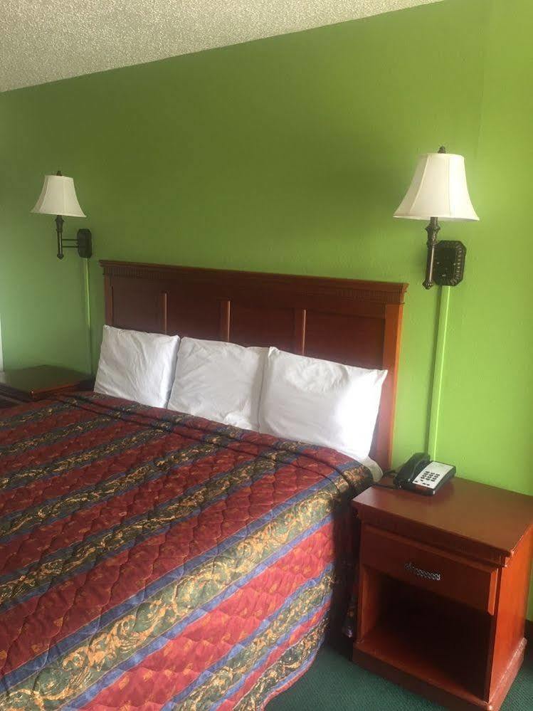 Crown By Oyo Denver Tx 2* Denver City
